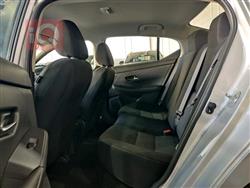 نیسان سێنترا